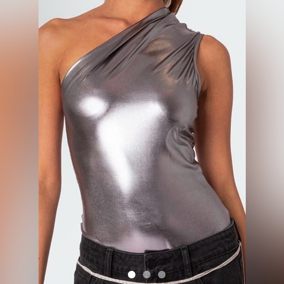 Edikted Tops - NWOT Edikted Metallic One-Shoulder Women's Top/Bodysuit Size XS